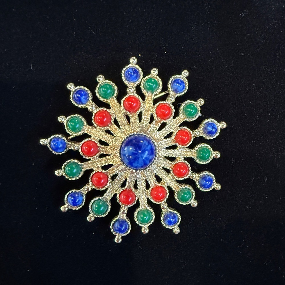 Sarah Coventry Carnival Brooch